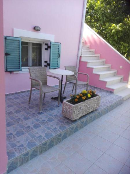 Zeus And Hera Apartments Nikiana Exterior foto